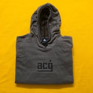 Vintage ACG Nike hood in large